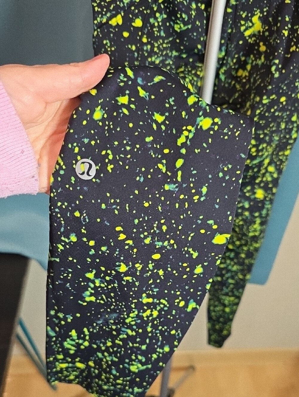 Lululemon Base Pace High-Rise Size 6 25" - Picture 5 of 7
